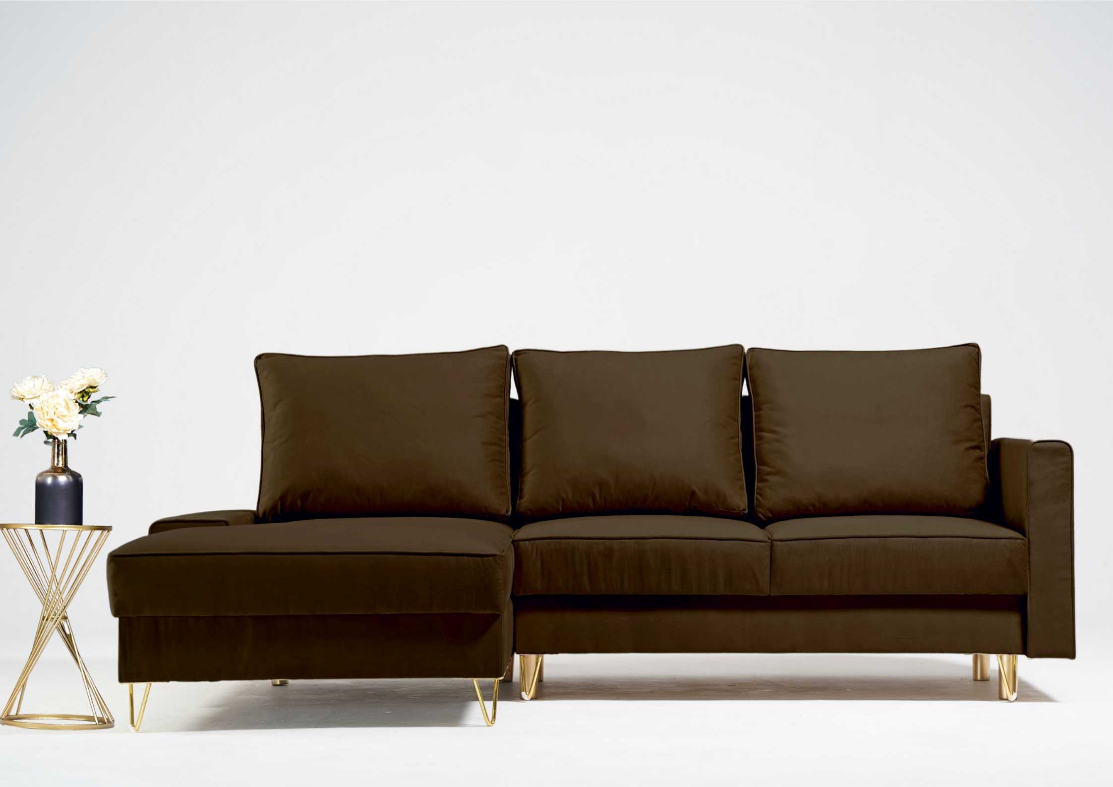 Brązowy narożnik na złotych nogach